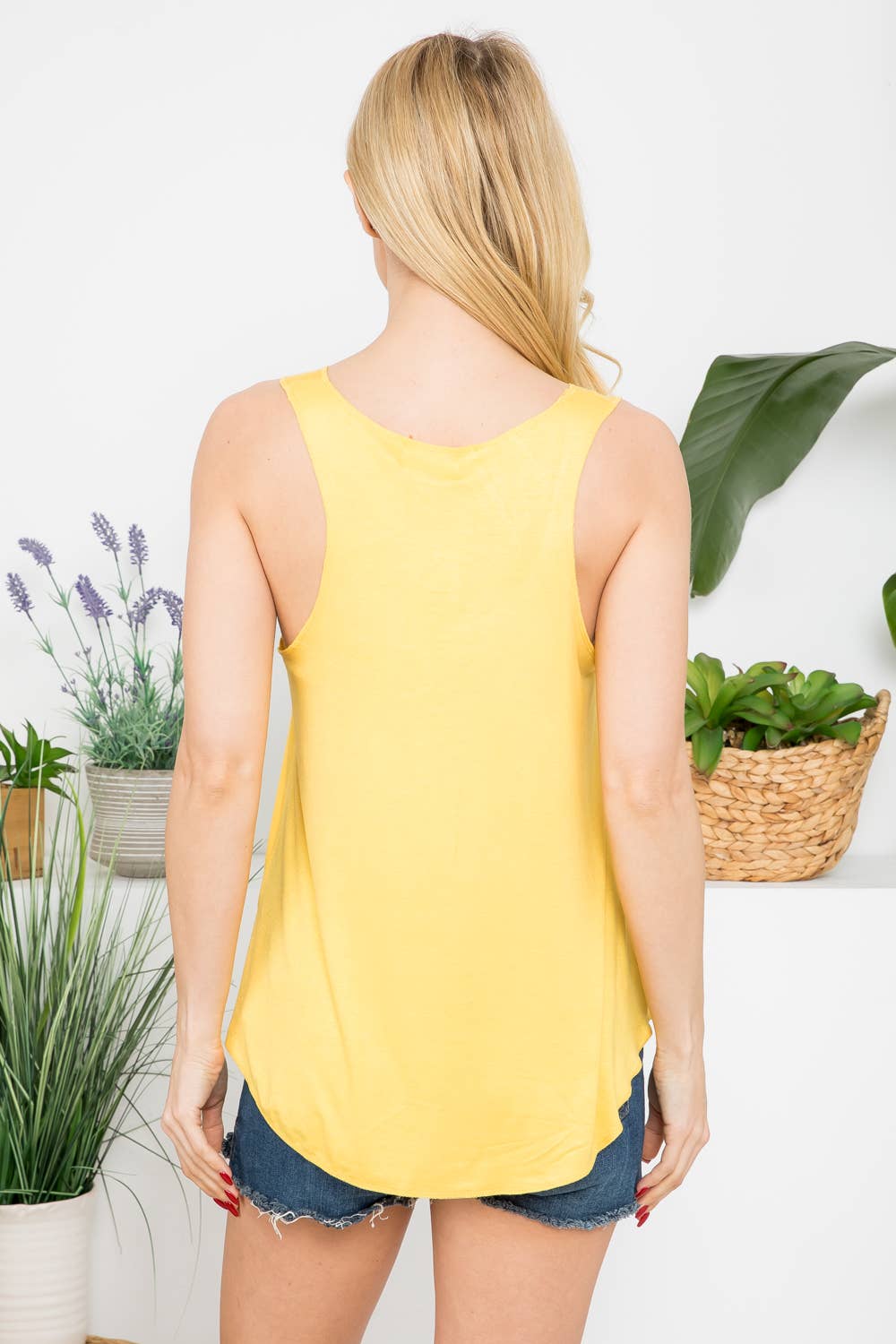 Bee Kind Print Graphic Tanktops