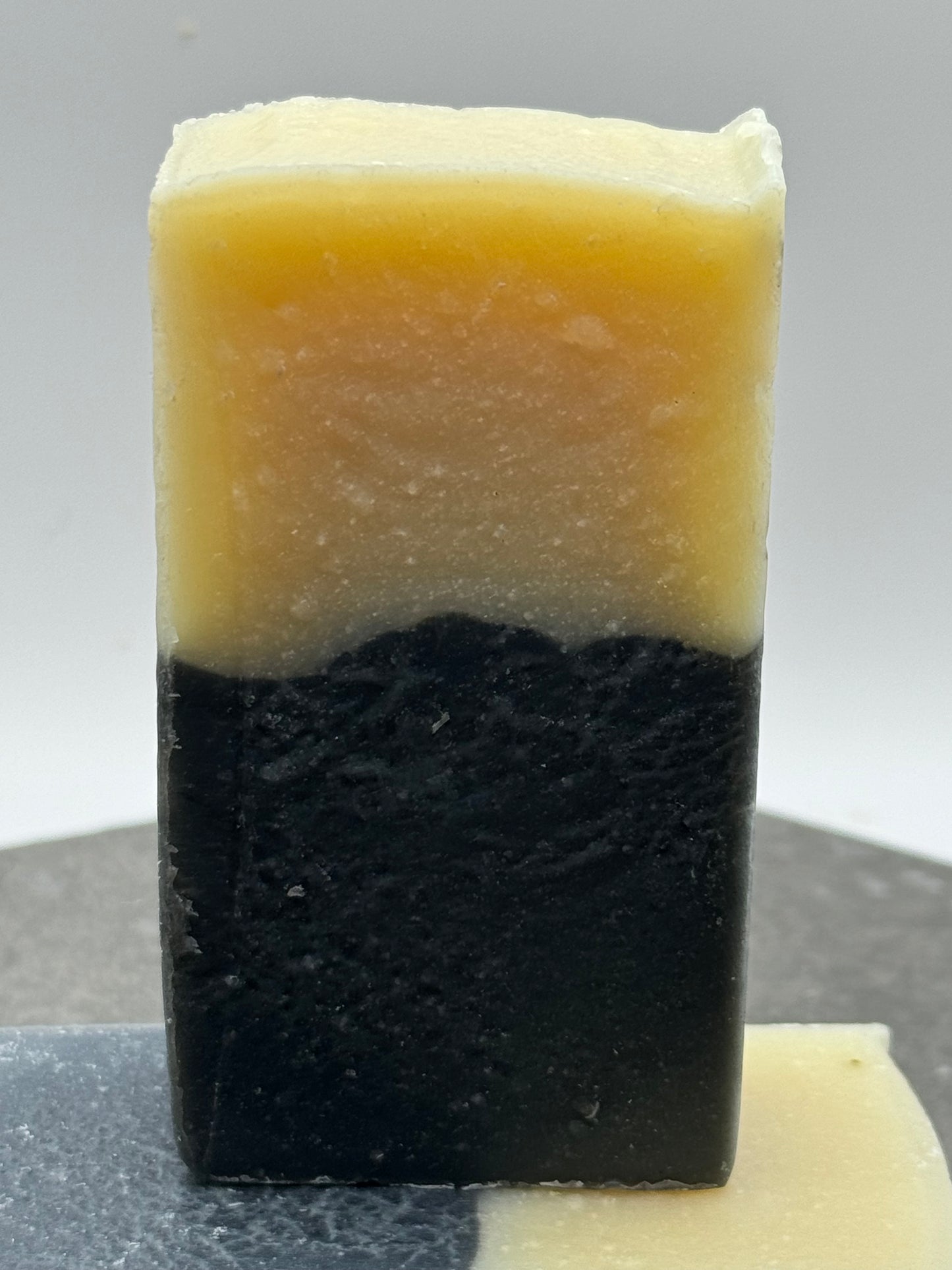 Face Bar - Black & White