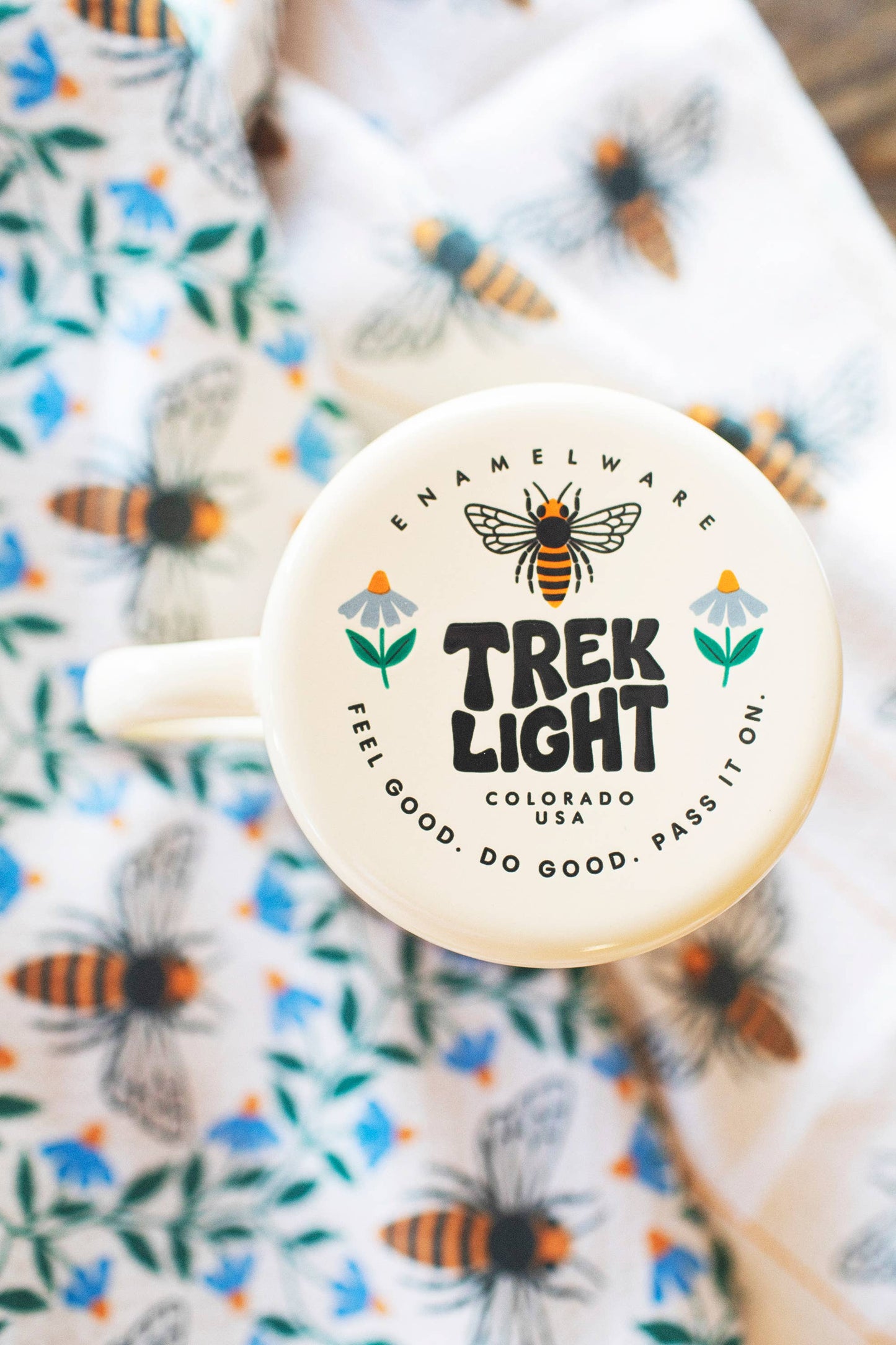 Enamel Coffee & Camp Mug | Honeybee | 16oz